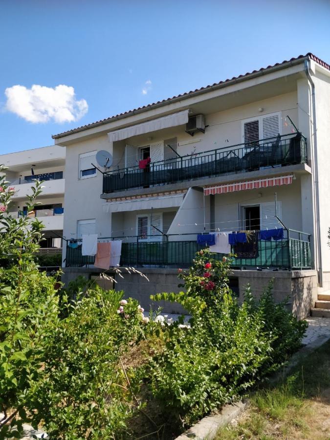 Apartments By The Sea Banjol, Rab - 4965 Экстерьер фото